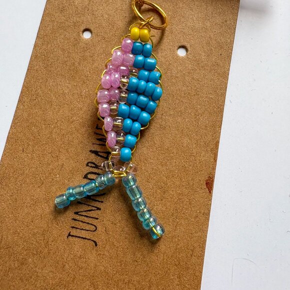 Fish Beaded Charm Keychain - Picture 2 of 3
